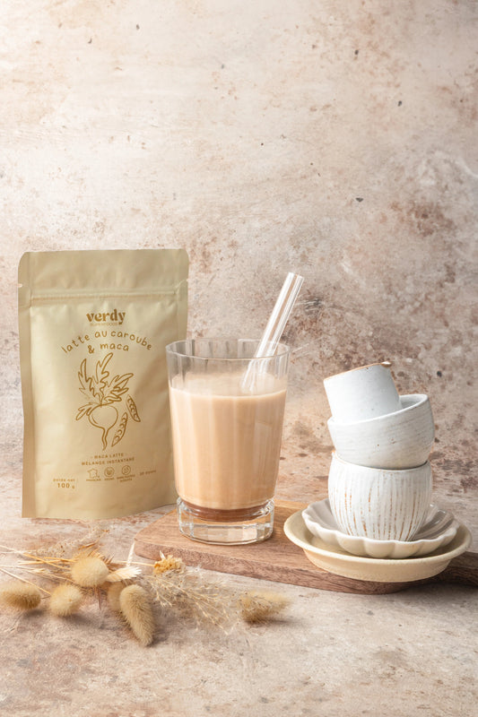 latte au caroube et maca x maca latte - Verdy Superfoods